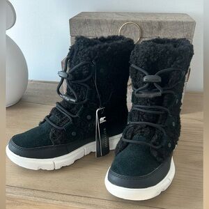 Sorel Black and White Winter Boots